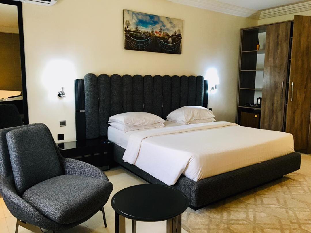Summerset Continental Hotel Maitama By T E L E Hospitality Abuja Kültér fotó