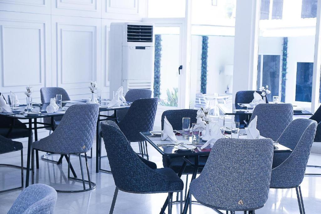 Summerset Continental Hotel Maitama By T E L E Hospitality Abuja Kültér fotó